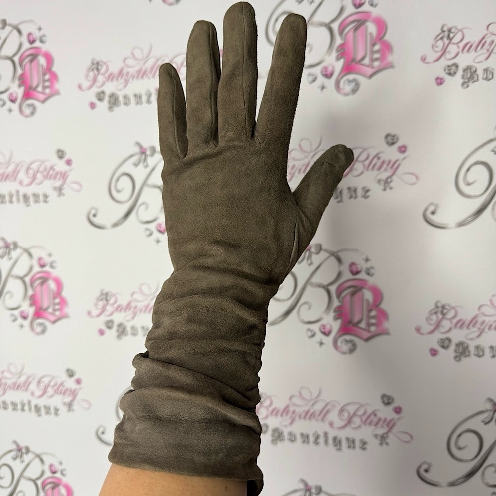 Holt renfrew gloves mittens taupe brown grey nude leather silk cinched sides 7
